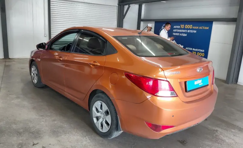 Hyundai Solaris 2015 года за 5 500 000 тг. в Астана фото 4