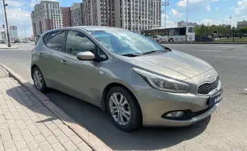 Kia Ceed 2013 года за 5 500 000 тг. в Астана фото 3