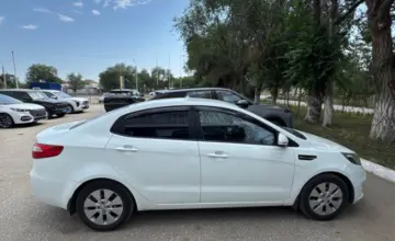 Kia Rio 2015 года за 3 900 000 тг. в Актобе фото 4