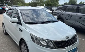 Kia Rio 2015 года за 3 900 000 тг. в Актобе фото 3