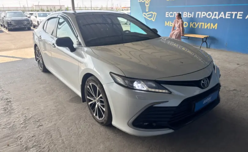 Toyota Camry 2021 года за 15 000 000 тг. в Алматы фото 3