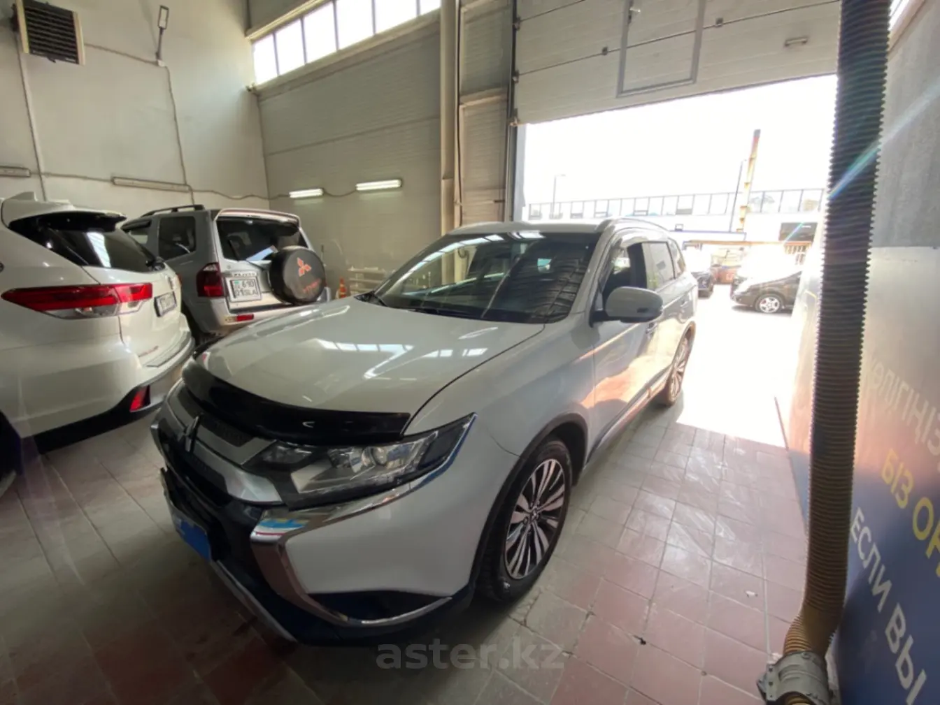 Mitsubishi Outlander, 2019