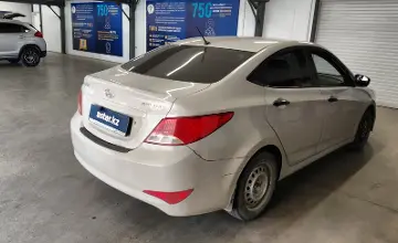 Hyundai Solaris 2015 года за 3 800 000 тг. в Астана фото 3