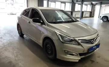 Hyundai Solaris 2015 года за 3 800 000 тг. в Астана фото 2