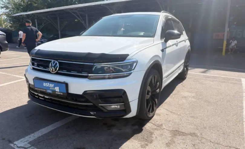 Volkswagen Tiguan 2020 года за 12 500 000 тг. в Алматы