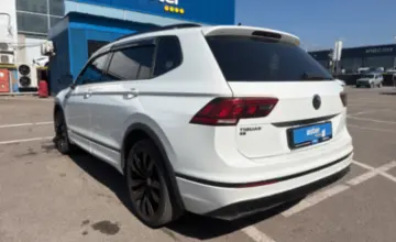 Volkswagen Tiguan 2020 года за 12 500 000 тг. в Алматы фото 4