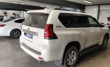 Toyota Land Cruiser Prado 2022 года за 24 000 000 тг. в Астана фото 3