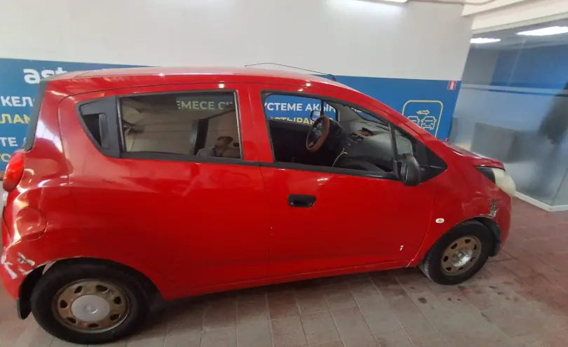 Chevrolet Spark 2013 года за 3 000 000 тг. в Астана фото 4