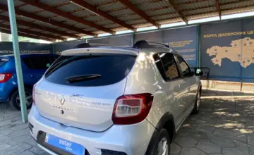 Renault Sandero 2016 года за 3 500 000 тг. в Талдыкорган