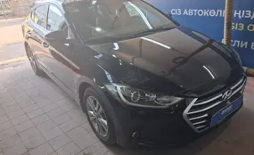 Hyundai Elantra 2018 года за 6 500 000 тг. в Астана фото 3