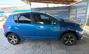 Renault Sandero 2015 года за 3 500 000 тг. в Талдыкорган фото 4