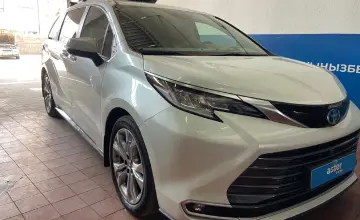 Toyota Sienna 2023 года за 27 000 000 тг. в Астана фото 3