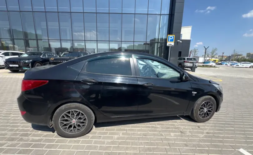 Hyundai Solaris 2015 года за 4 000 000 тг. в Астана фото 4