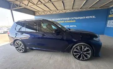 BMW X7 2022 года за 50 000 000 тг. в Алматы фото 4