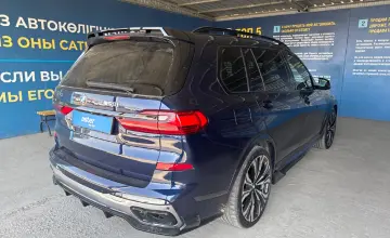 BMW X7 2022 года за 50 000 000 тг. в Алматы