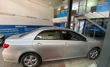 Toyota Corolla 2011 года за 4 000 000 тг. в Астана фото 4