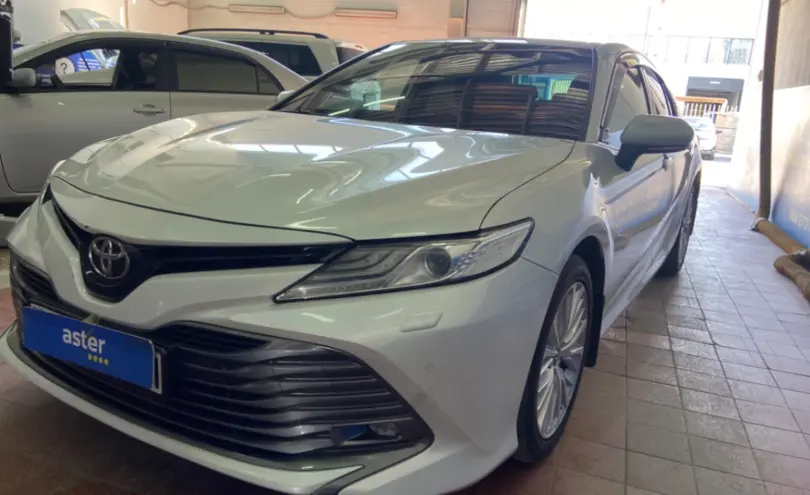 Toyota Camry 2018 года за 13 000 000 тг. в Астана
