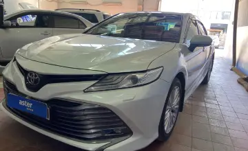 Toyota Camry 2018 года за 13 000 000 тг. в Астана фото 1