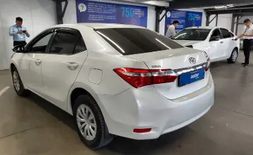 Toyota Corolla 2015 года за 6 500 000 тг. в Астана фото 4