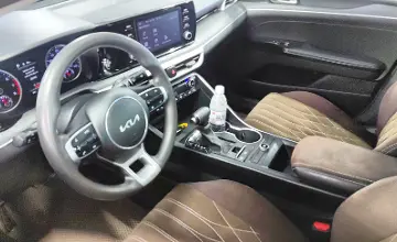Kia K5 2022 года за 10 000 000 тг. в Астана фото 5