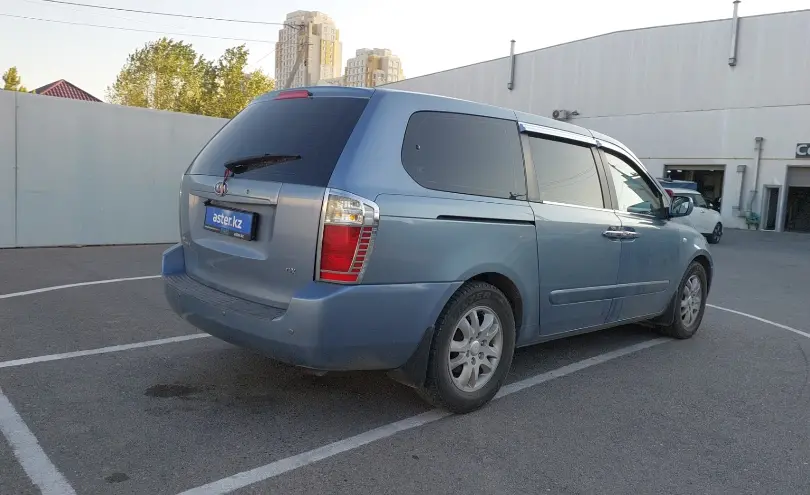 Kia Carnival 2007 года за 5 000 000 тг. в Шымкент фото 3