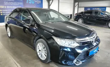 Toyota Camry 2016 года за 9 000 000 тг. в Астана фото 2