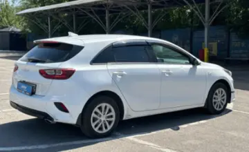 Kia Ceed 2022 года за 7 400 000 тг. в Алматы фото 3