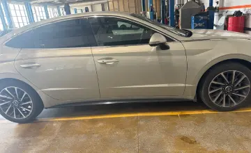 Hyundai Sonata 2022 года за 11 500 000 тг. в Караганда фото 4