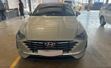 Hyundai Sonata 2022 года за 11 500 000 тг. в Караганда фото 2