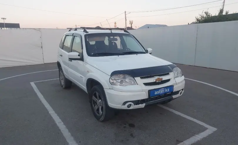 Chevrolet Niva 2013 года за 1 800 000 тг. в Шымкент фото 2