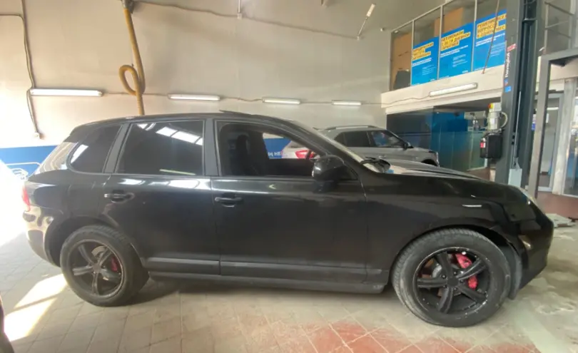 Porsche Cayenne 2006 года за 4 000 000 тг. в Астана фото 4