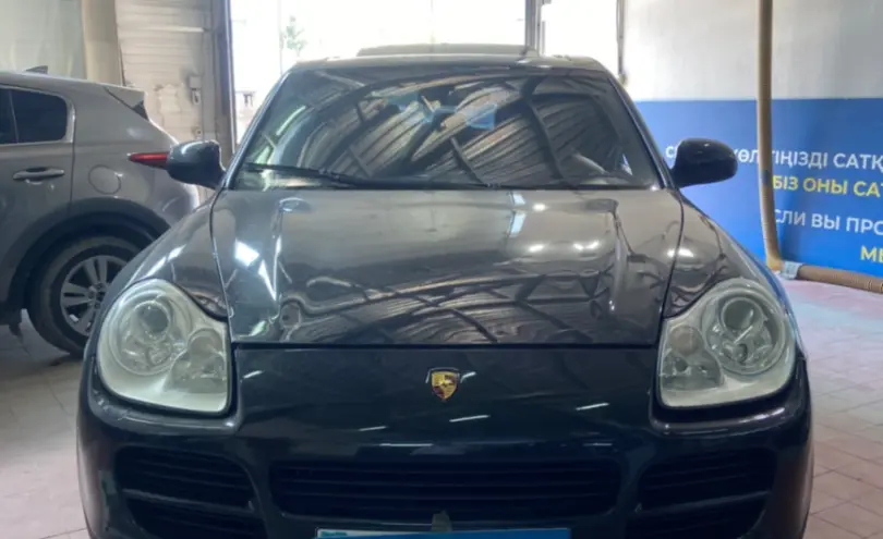 Porsche Cayenne 2006 года за 4 000 000 тг. в Астана фото 2