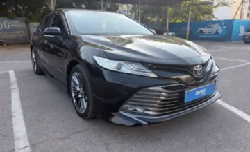 Toyota Camry 2018 года за 12 000 000 тг. в Алматы фото 2