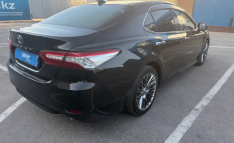 Toyota Camry 2018 года за 12 000 000 тг. в Алматы фото 3