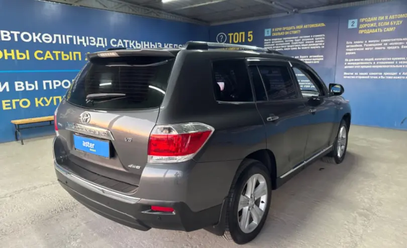 Toyota Highlander 2011 года за 12 000 000 тг. в Алматы фото 5