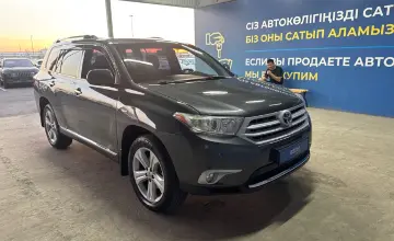 Toyota Highlander 2011 года за 12 000 000 тг. в Алматы фото 3