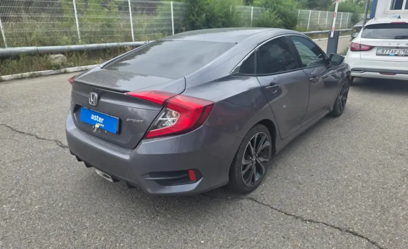 Honda Civic 2019 года за 8 900 000 тг. в Усть-Каменогорск фото 5