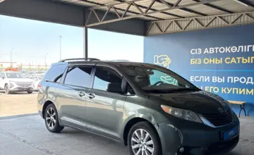 Toyota Sienna 2014 года за 11 500 000 тг. в Алматы фото 3
