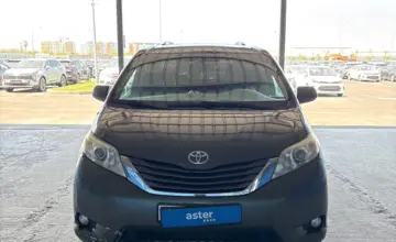 Toyota Sienna 2014 года за 11 500 000 тг. в Алматы фото 2