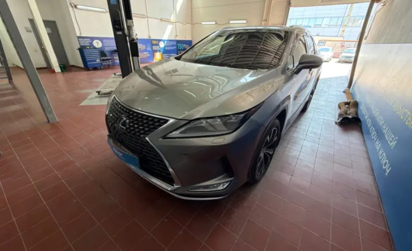 Lexus RX 2021 года за 21 000 000 тг. в Астана