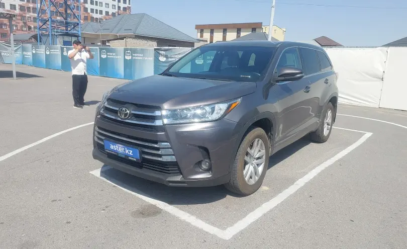 Toyota Highlander 2014 года за 13 400 000 тг. в Шымкент