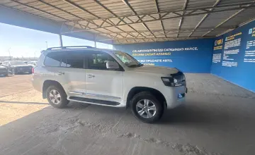 Toyota Land Cruiser 2018 года за 27 500 000 тг. в Алматы фото 3