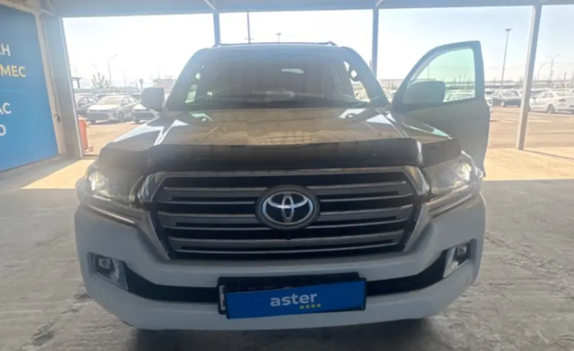 Toyota Land Cruiser 2018 года за 27 500 000 тг. в Алматы фото 2