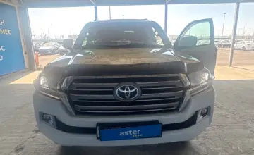 Toyota Land Cruiser 2018 года за 27 500 000 тг. в Алматы фото 2