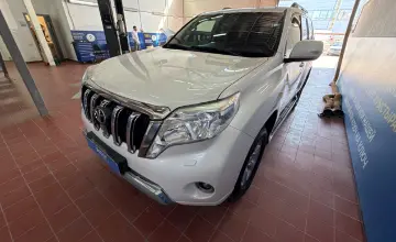 Toyota Land Cruiser Prado 2016 года за 18 500 000 тг. в Астана фото 1