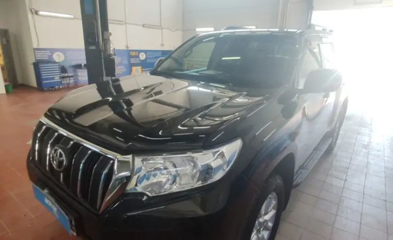 Toyota Land Cruiser Prado 2018 года за 23 000 000 тг. в Астана фото 1