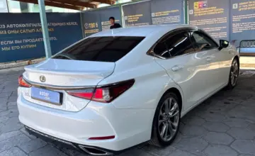 Lexus ES 2020 года за 18 500 000 тг. в Талдыкорган