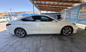 Lexus ES 2020 года за 18 500 000 тг. в Талдыкорган фото 4