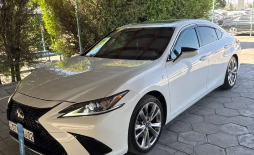Lexus ES 2020 года за 18 500 000 тг. в Талдыкорган