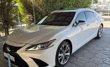 Lexus ES 2020 года за 18 500 000 тг. в Талдыкорган фото 1